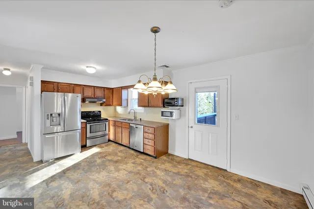 $320,000 | 1568 North Reading Road, Stevens, PA 17578