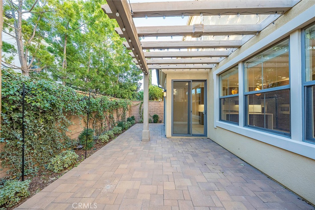 143 Rodeo Irvine, CA 92602 - Photo 17 of 37 a view of a porch