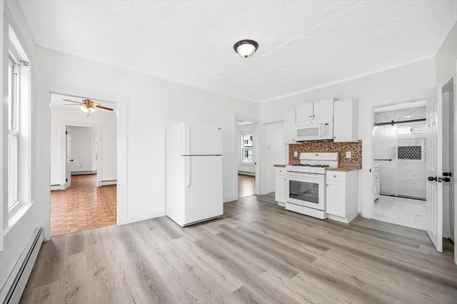 $2,500 | 220 Concord Street, Unit 2, Lowell, MA 01852