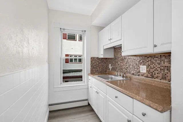 $2,500 | 220 Concord Street, Unit 2, Lowell, MA 01852