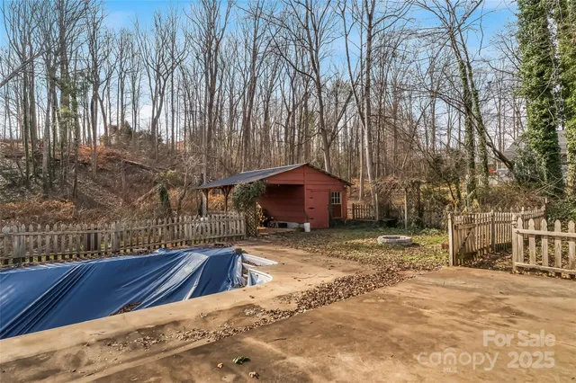 $265,000 | 109 Dogwood Court, Morganton, NC 28655