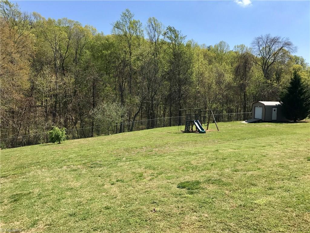 1170 Laurel Crest Road King, NC 27021 - Photo 4 of 5 Gallery Image 4