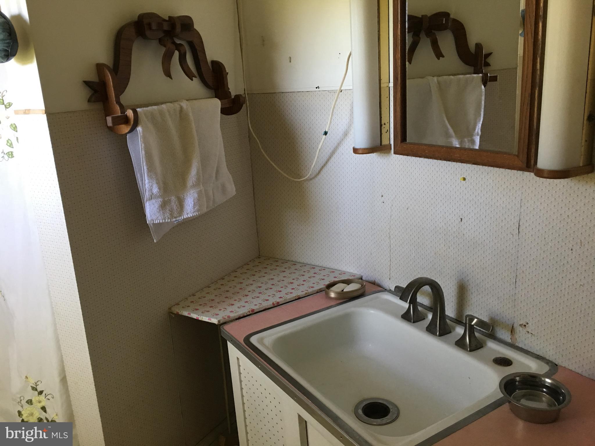655 A Mount Road Aston, PA 19014 - Photo 8 of 10 Bathroom