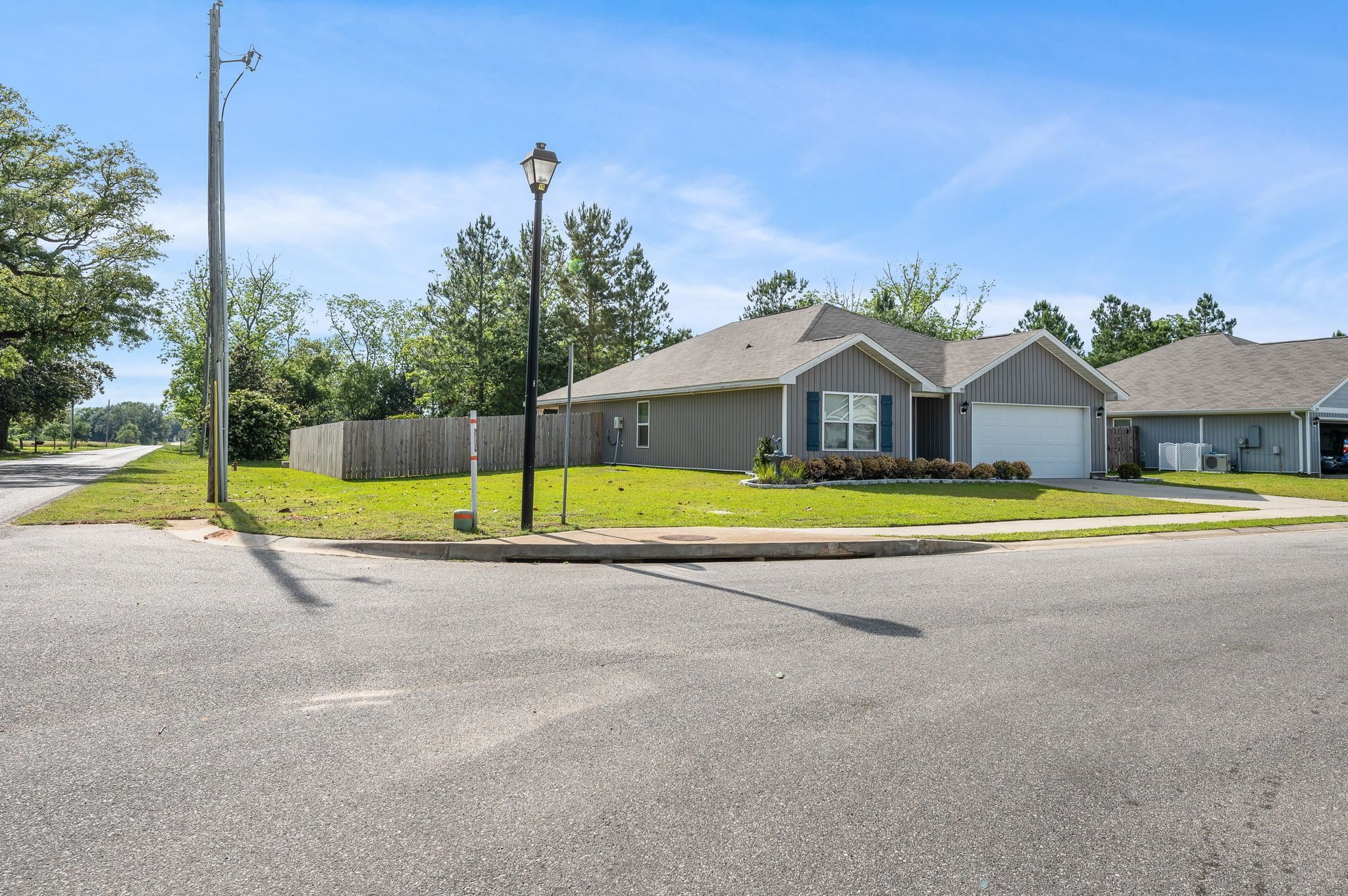 353 Hartenstein Road Foley, AL 36535 - Photo 28 of 30