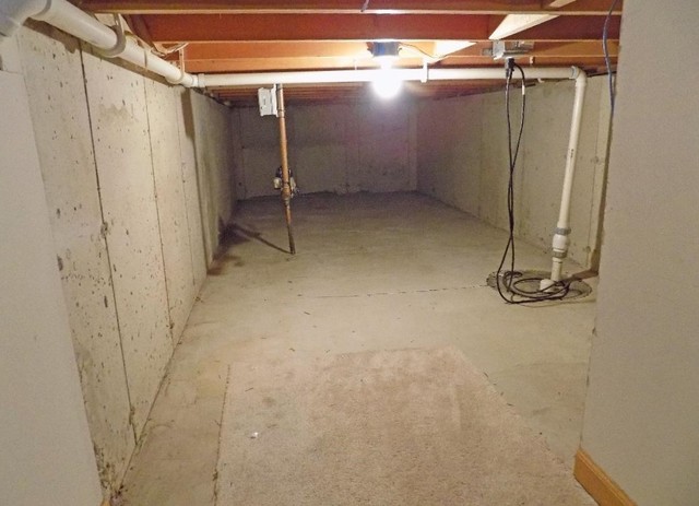 626 South Peace Road Sycamore, IL 60178 - Photo 21 of 24 a view of a room with wooden walls