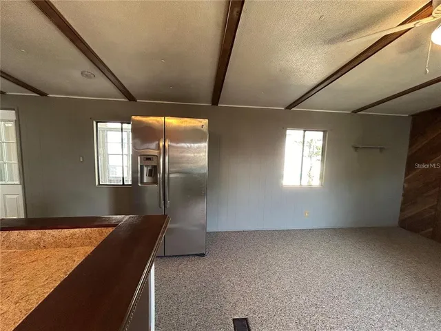 a view of livingroom with furniture