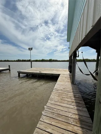 $300 | 938 County Road 616, Sargent, TX 77414