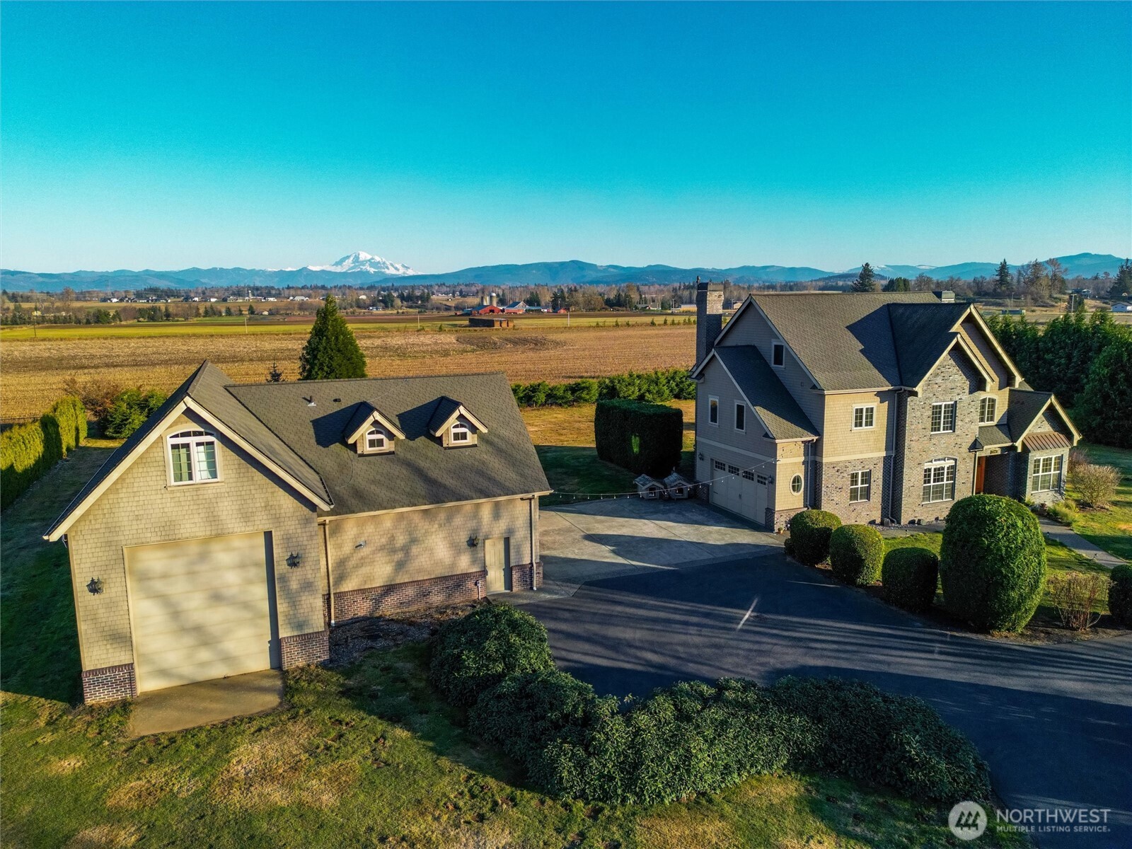 794 West Smith Road Bellingham, WA 98226 - Photo 3 of 28