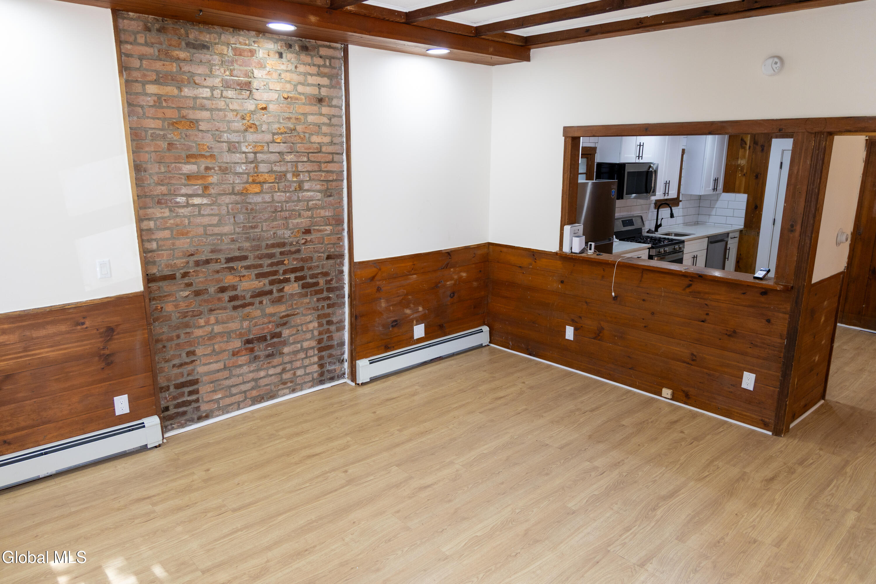 11 Jefferson Street, Unit 1A Schenectady, NY 12305 - Photo 5 of 13 1A