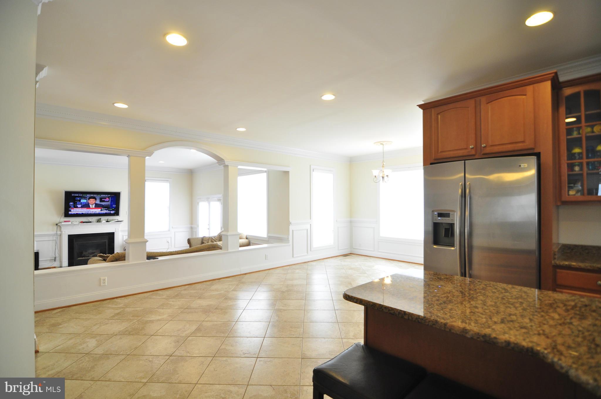 6012 Craig Street Springfield, VA 22150 - Photo 14 of 30 Interior (General)