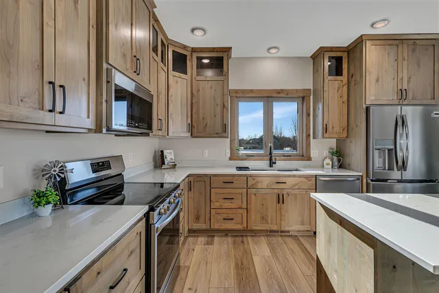 $499,900 | 1317 Iris Lane East, St. Joseph, MN 56374