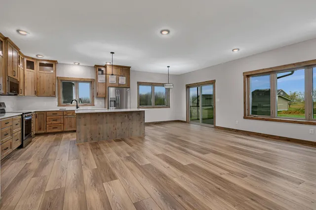 $499,900 | 1317 Iris Lane East, St. Joseph, MN 56374