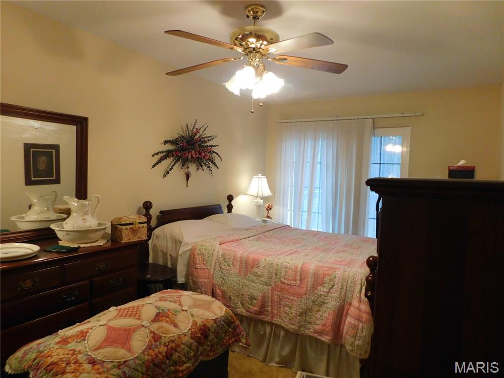 1678 Blue Ridge Drive, Unit F St. Louis, MO 63125 - Photo 18 of 23