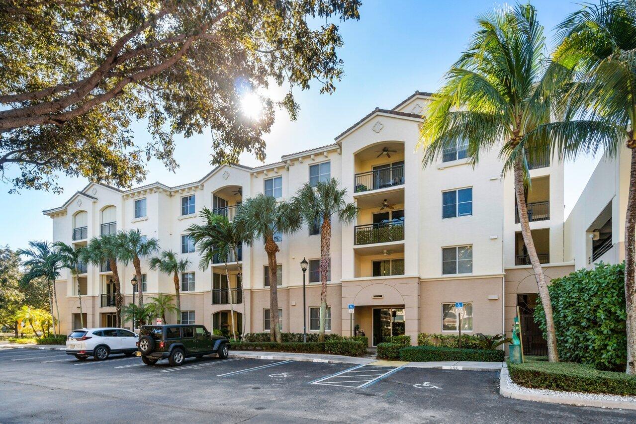 1117 Renaissance Way, Unit 117 Boynton Beach, FL 33426 - Photo 2 of 31 001-1RenaissanceWay-117-BoyntonBeach-FL-