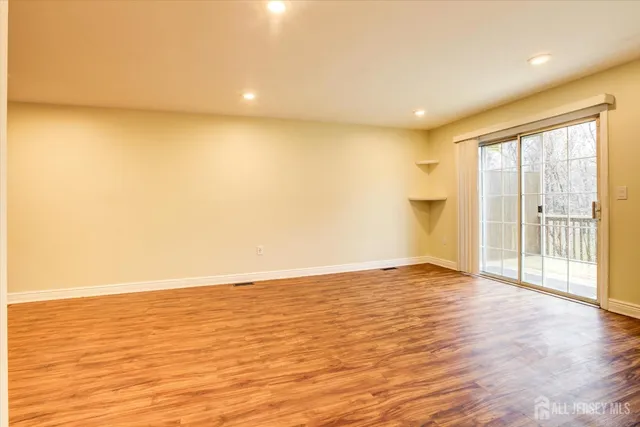 $3,600 | 32 Catherine Court, Old Bridge, NJ 08879