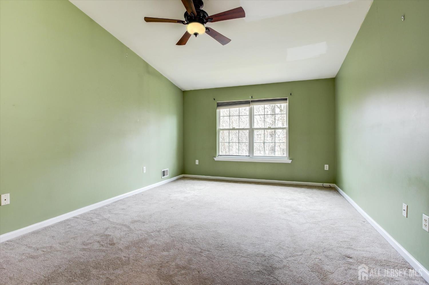 32 Catherine Court Old Bridge, NJ 08879 - Photo 16 of 25