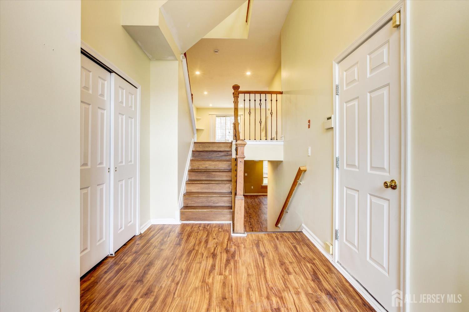 32 Catherine Court Old Bridge, NJ 08879 - Photo 4 of 25