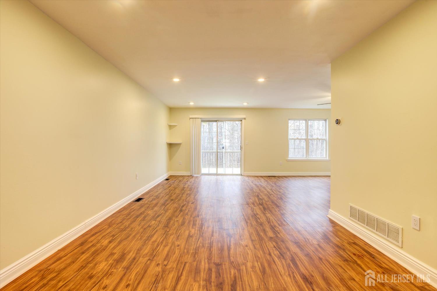 32 Catherine Court Old Bridge, NJ 08879 - Photo 5 of 25