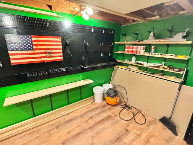 $699,500 | 4867 Hunting Hills Drive, Roanoke, VA 24018