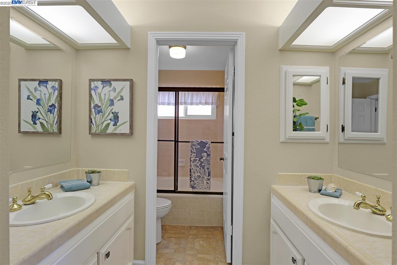 11893 West Vomac Road Dublin, CA 94568 - Photo 22 of 40 Gallery Image 22