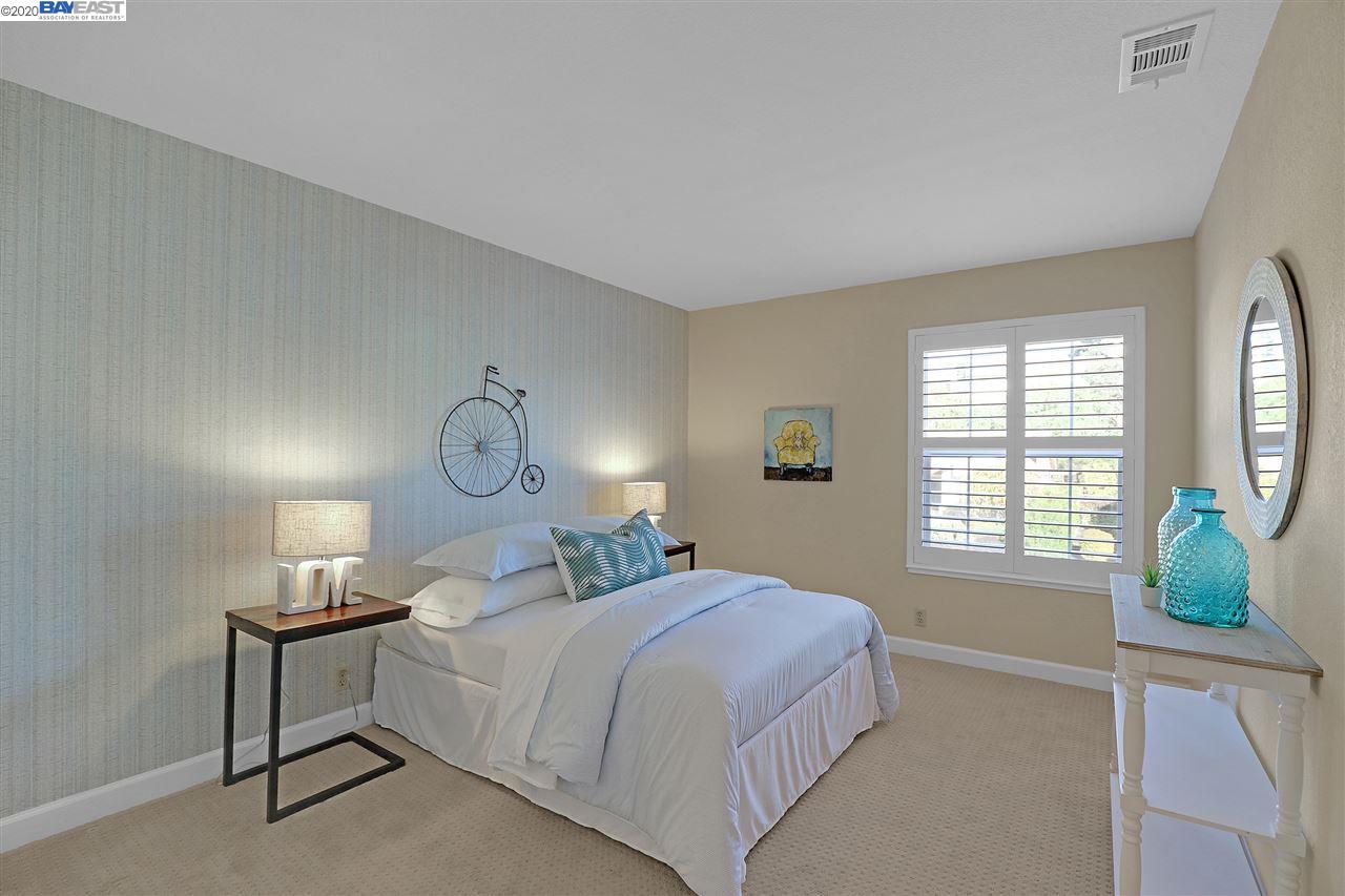11893 West Vomac Road Dublin, CA 94568 - Photo 23 of 40 Gallery Image 23