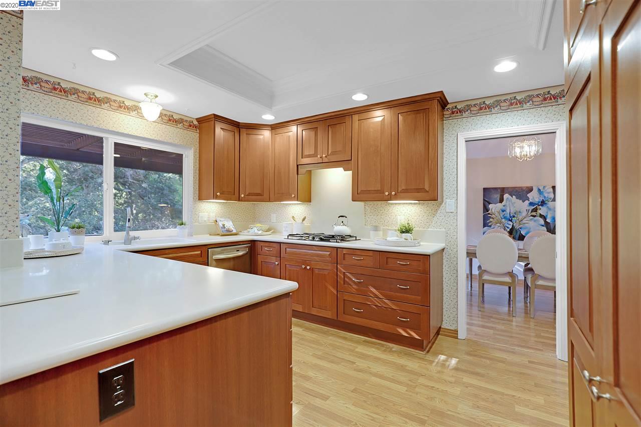 11893 West Vomac Road Dublin, CA 94568 - Photo 10 of 40 Gallery Image 10