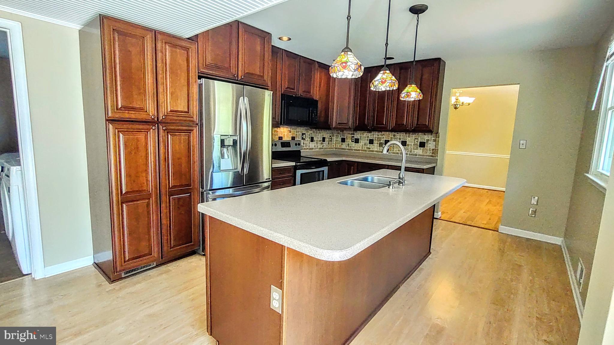 44617 Joy Chapel Road Hollywood, MD 20636 - Photo 16 of 52 Large bar and island
