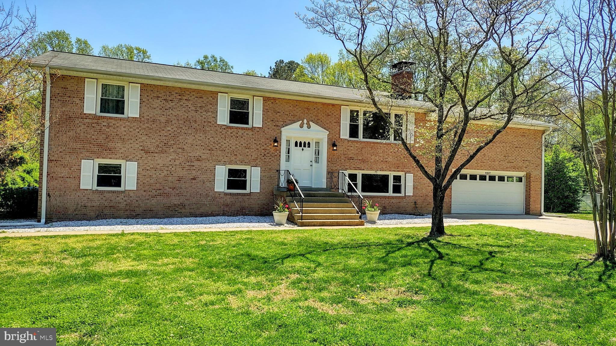44617 Joy Chapel Road Hollywood, MD 20636 - Photo 2 of 52 Well loved home