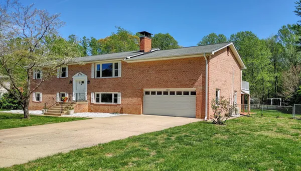 $529,000 | 44617 Joy Chapel Road, Hollywood, MD 20636