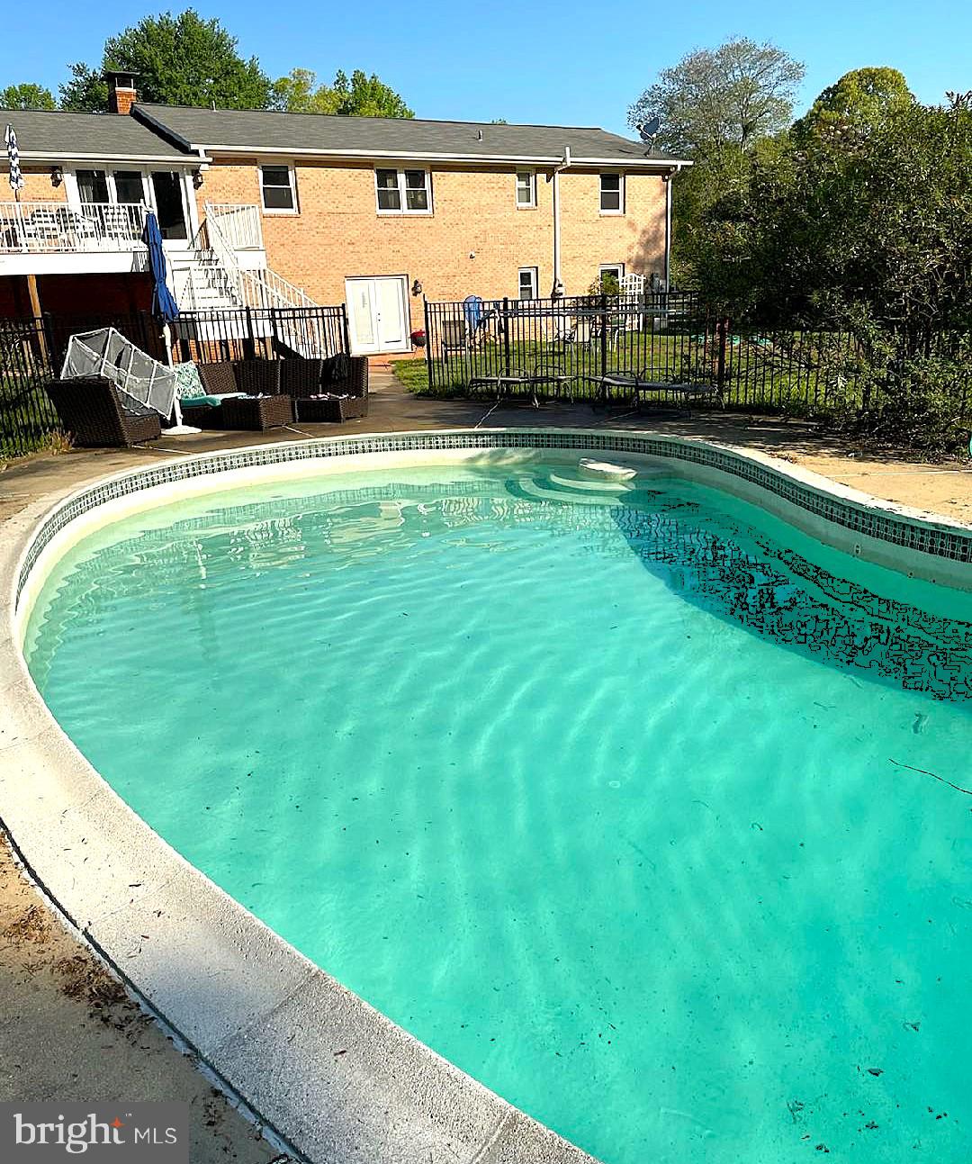 44617 Joy Chapel Road Hollywood, MD 20636 - Photo 4 of 4 Pool in summer