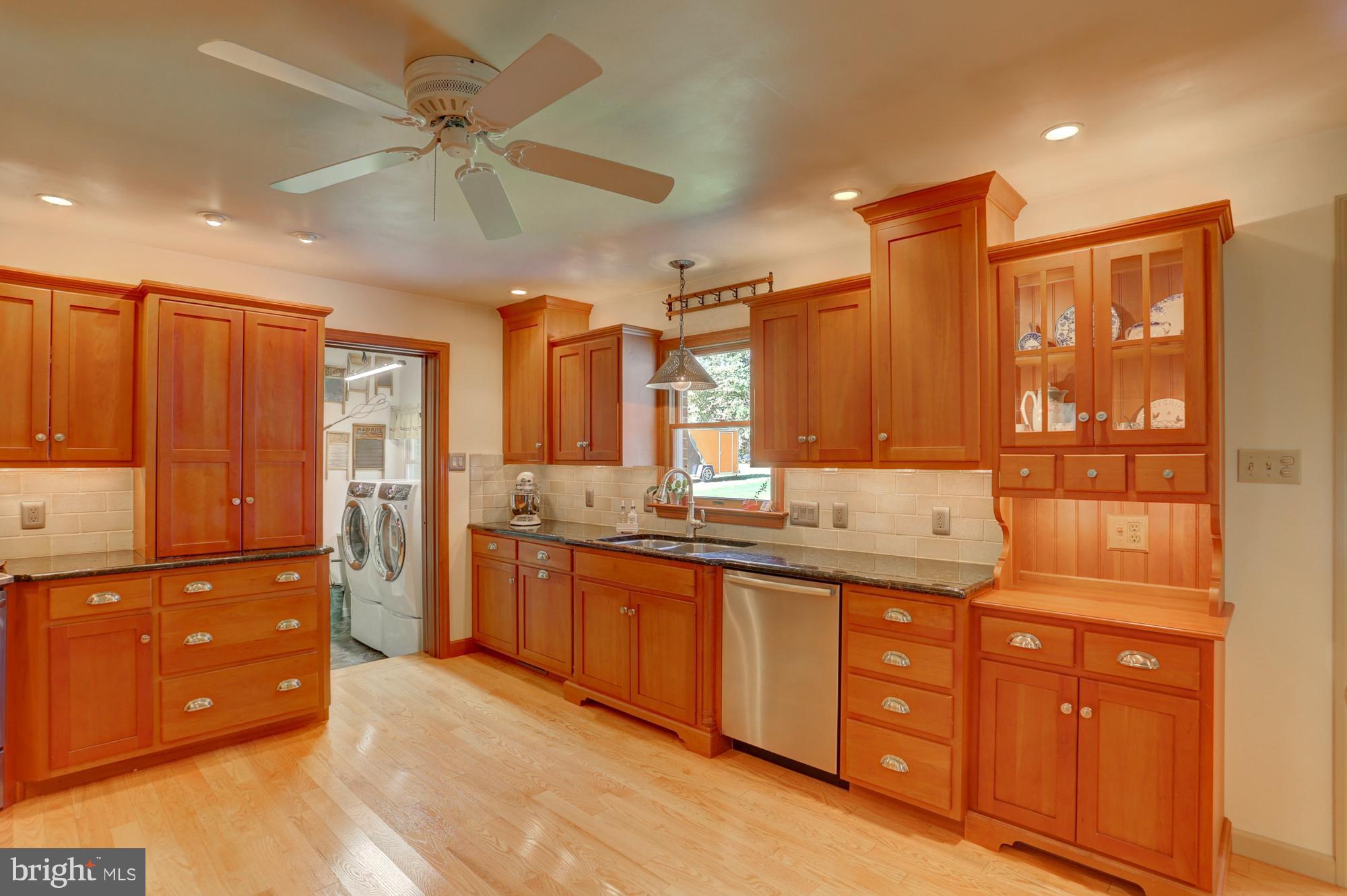 52 Scotland Road Quarryville, PA 17566 - Photo 4 of 32 Kitchen