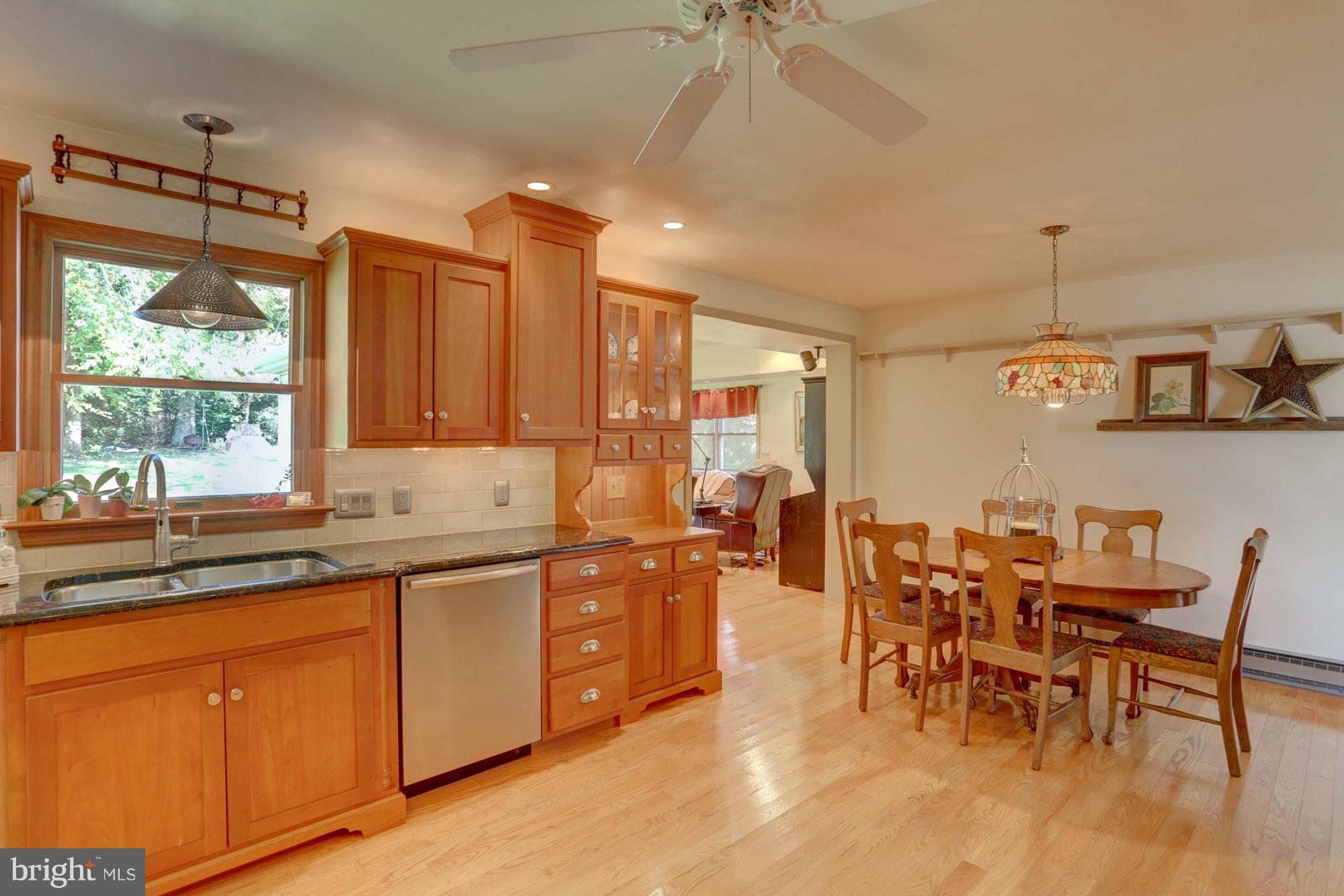 52 Scotland Road Quarryville, PA 17566 - Photo 5 of 32 Kitchen