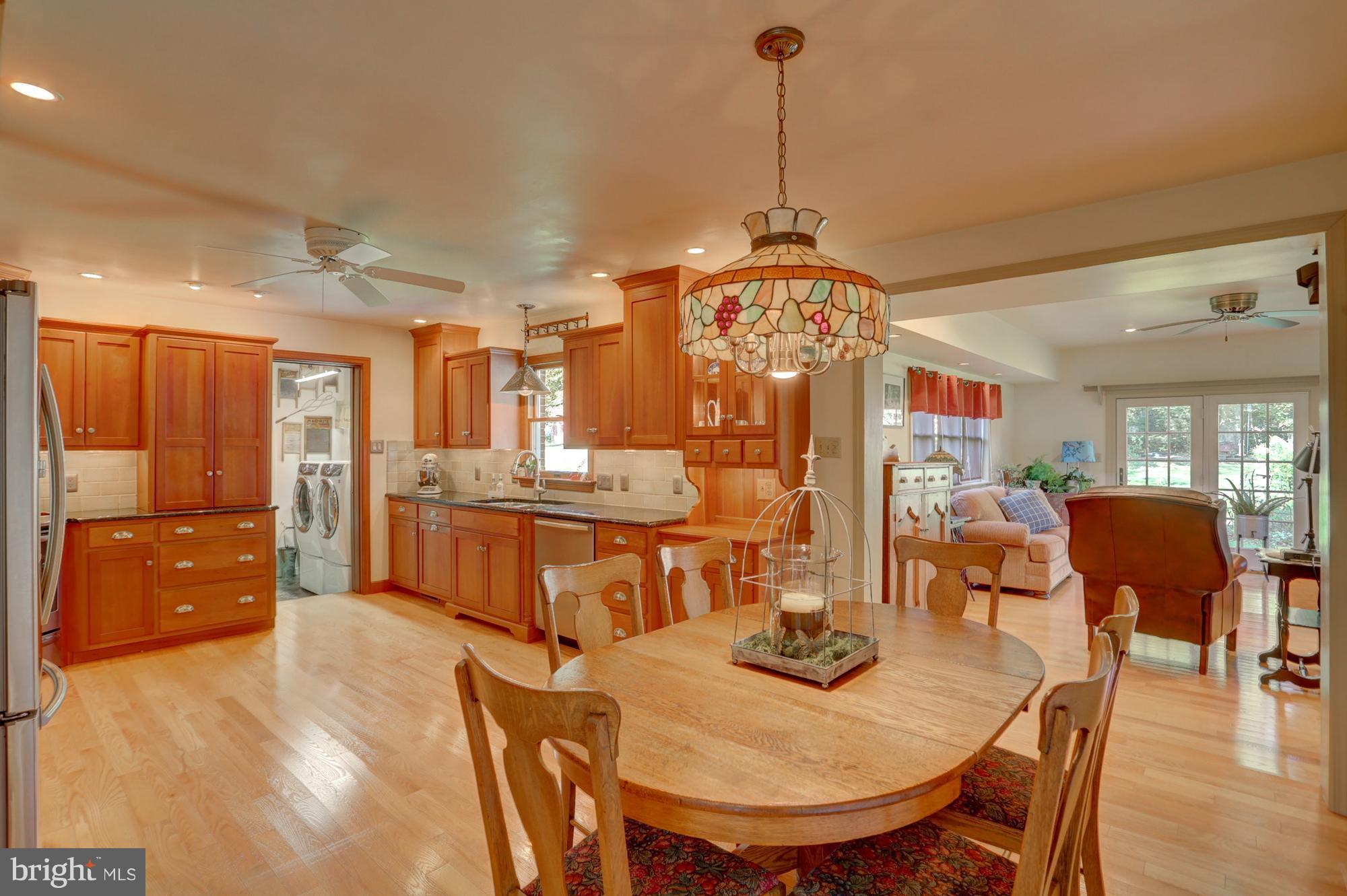 52 Scotland Road Quarryville, PA 17566 - Photo 6 of 32 Dining Area
