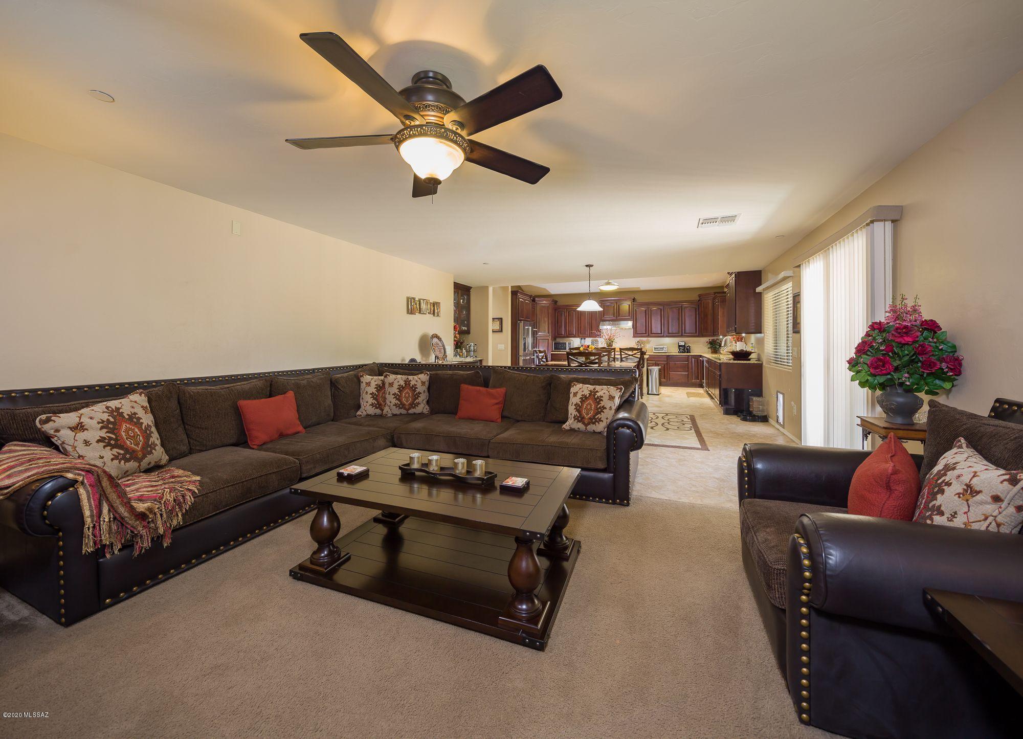 7167 West Oracle Ridge Trail Tucson, AZ 85743 - Photo 8 of 23 Gallery Image 8