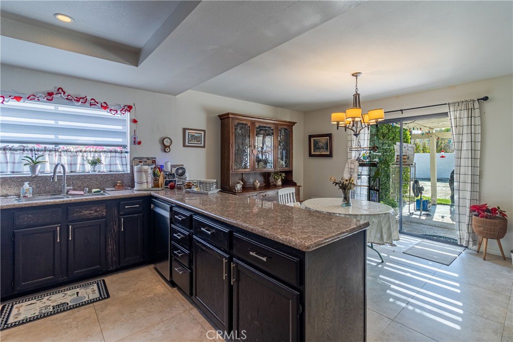 67375 Peineta Road Cathedral City, CA 92234 - Photo 4 of 19