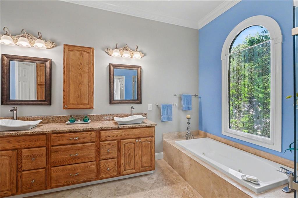 1560 Greyson Ridge Northeast Marietta, GA 30062 - Photo 36 of 66