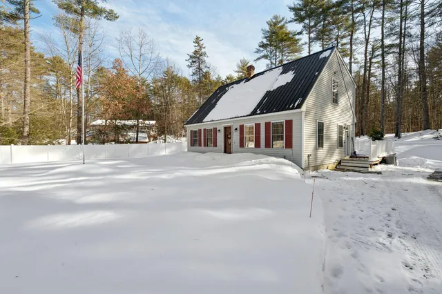$399,900 | 68 Lone Pine Road, Waterboro, ME 04061