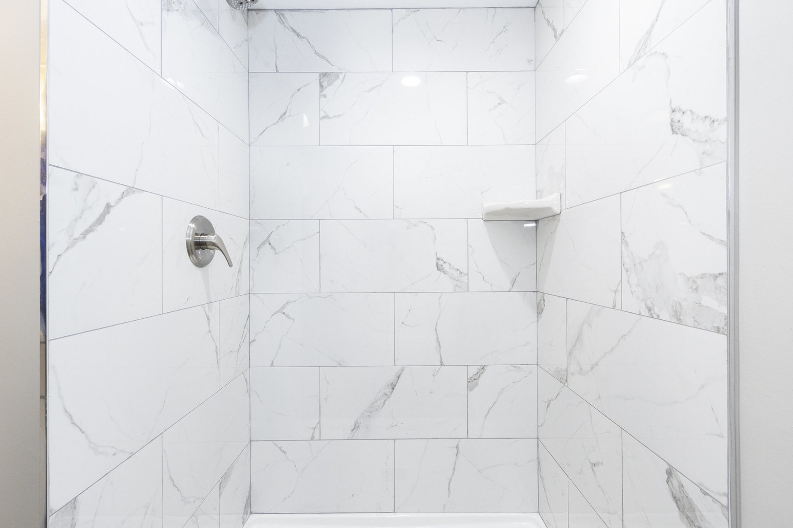 1901 West 71st Street Chicago, IL 60636 - Photo 20 of 25 a bathroom with a shower