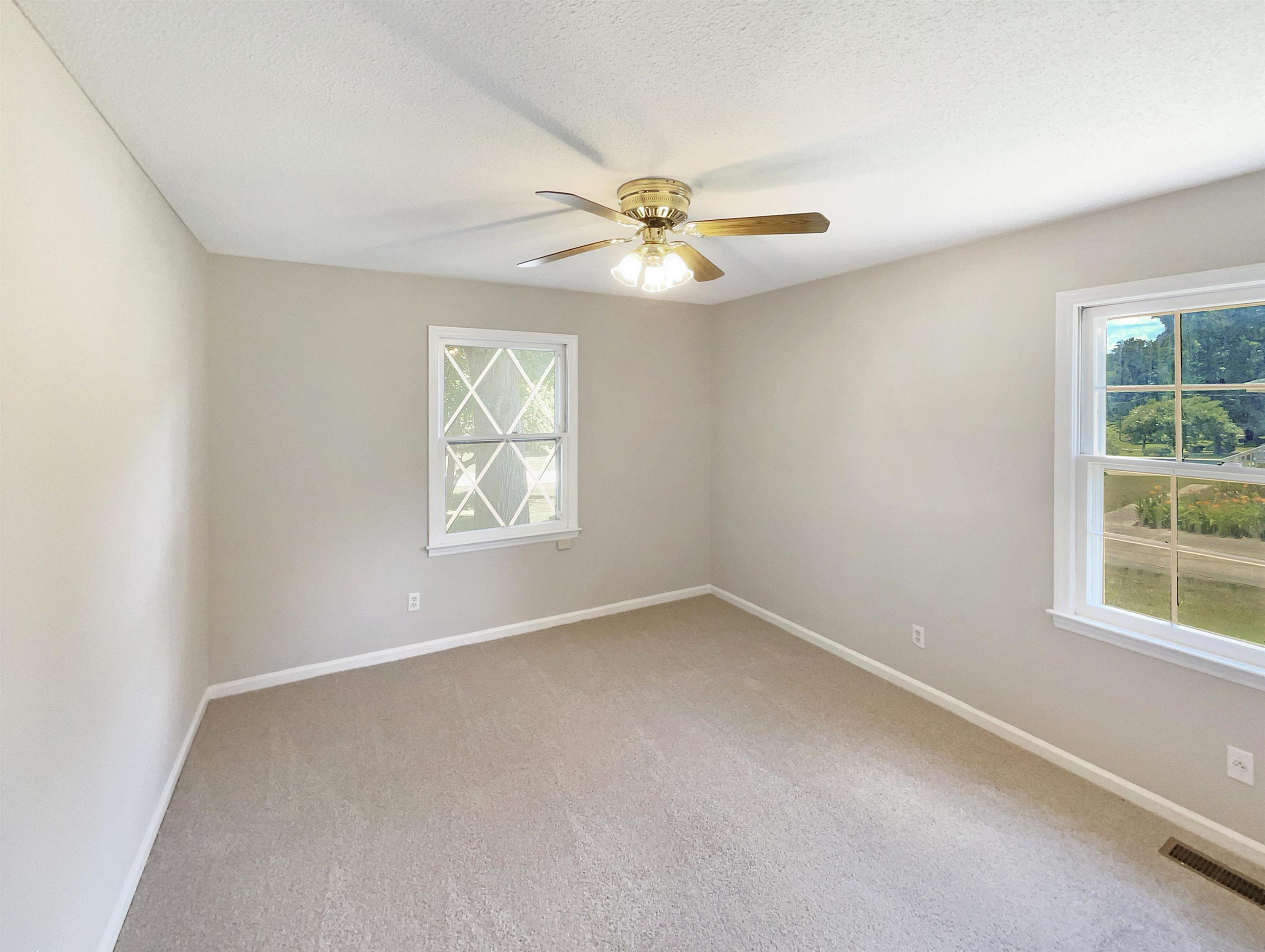 4021 Pin Oak Road Raleigh, NC 27604 - Photo 14 of 17 Photo 14