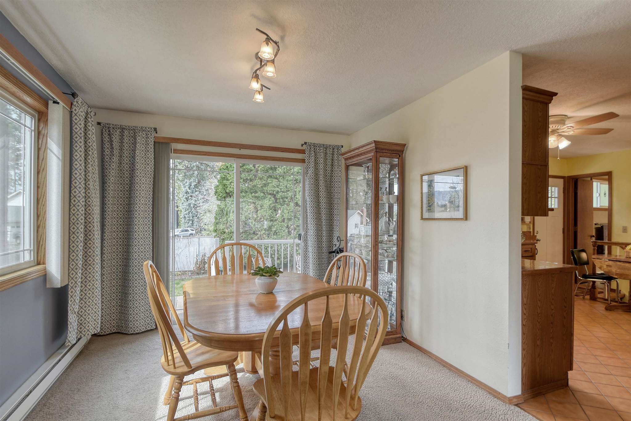 2424 South Vercler Road Spokane Valley, WA 99216 - Photo 9 of 28 Gallery Image 9