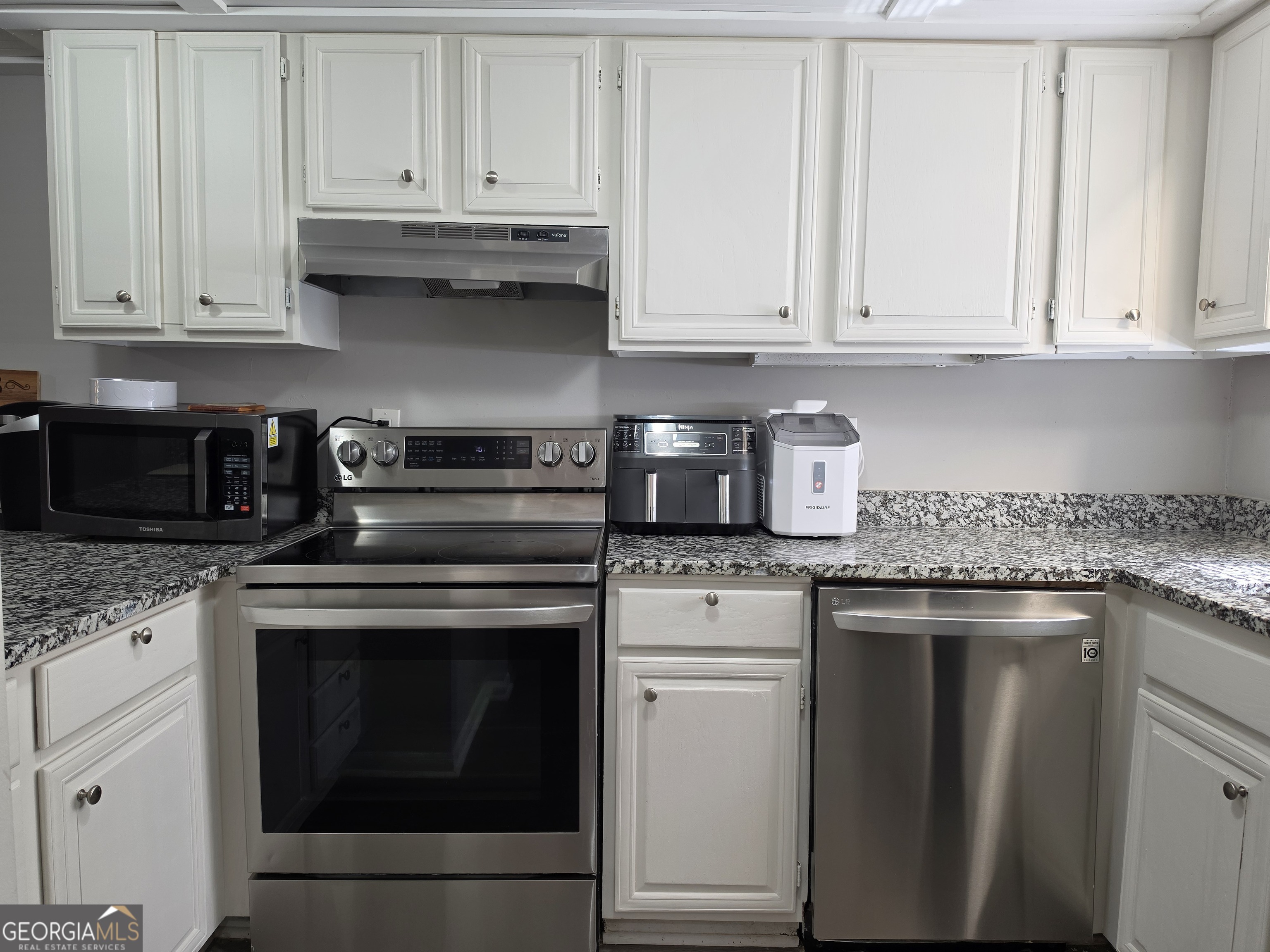 102 Oak Place Villa Rica, GA 30180 - Photo 5 of 31