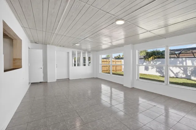 $599,900 | 8961 Northwest 21st Street, Pembroke Pines, FL 33024