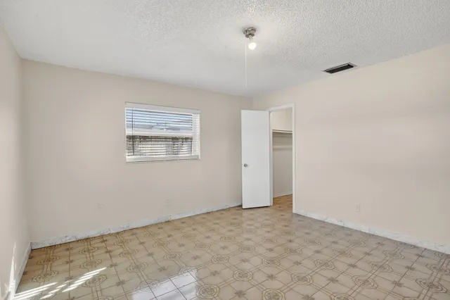 $599,900 | 8961 Northwest 21st Street, Pembroke Pines, FL 33024