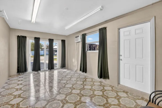 $599,900 | 8961 Northwest 21st Street, Pembroke Pines, FL 33024