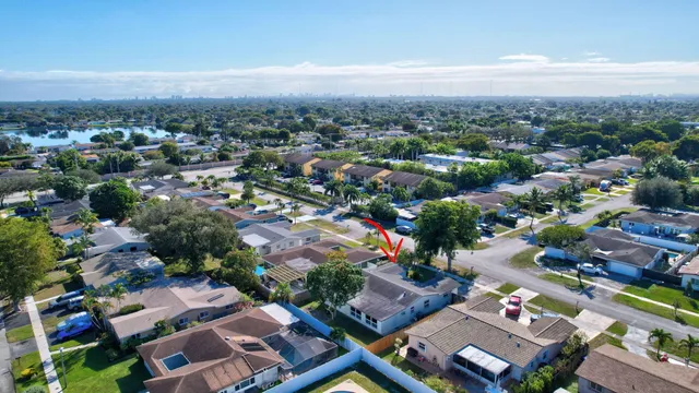 $599,900 | 8961 Northwest 21st Street, Pembroke Pines, FL 33024
