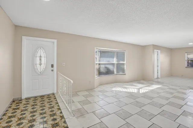 $599,900 | 8961 Northwest 21st Street, Pembroke Pines, FL 33024