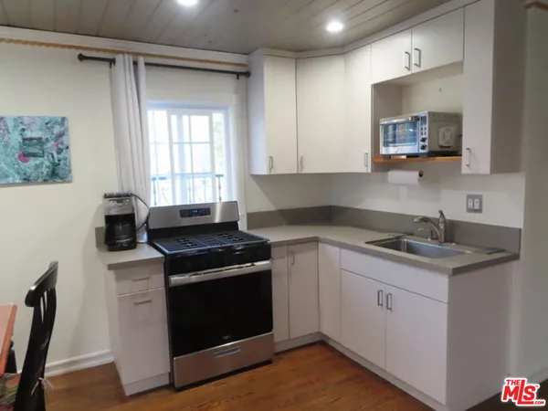 $3,000 | 4186 Lincoln Avenue, Culver City, CA 90232