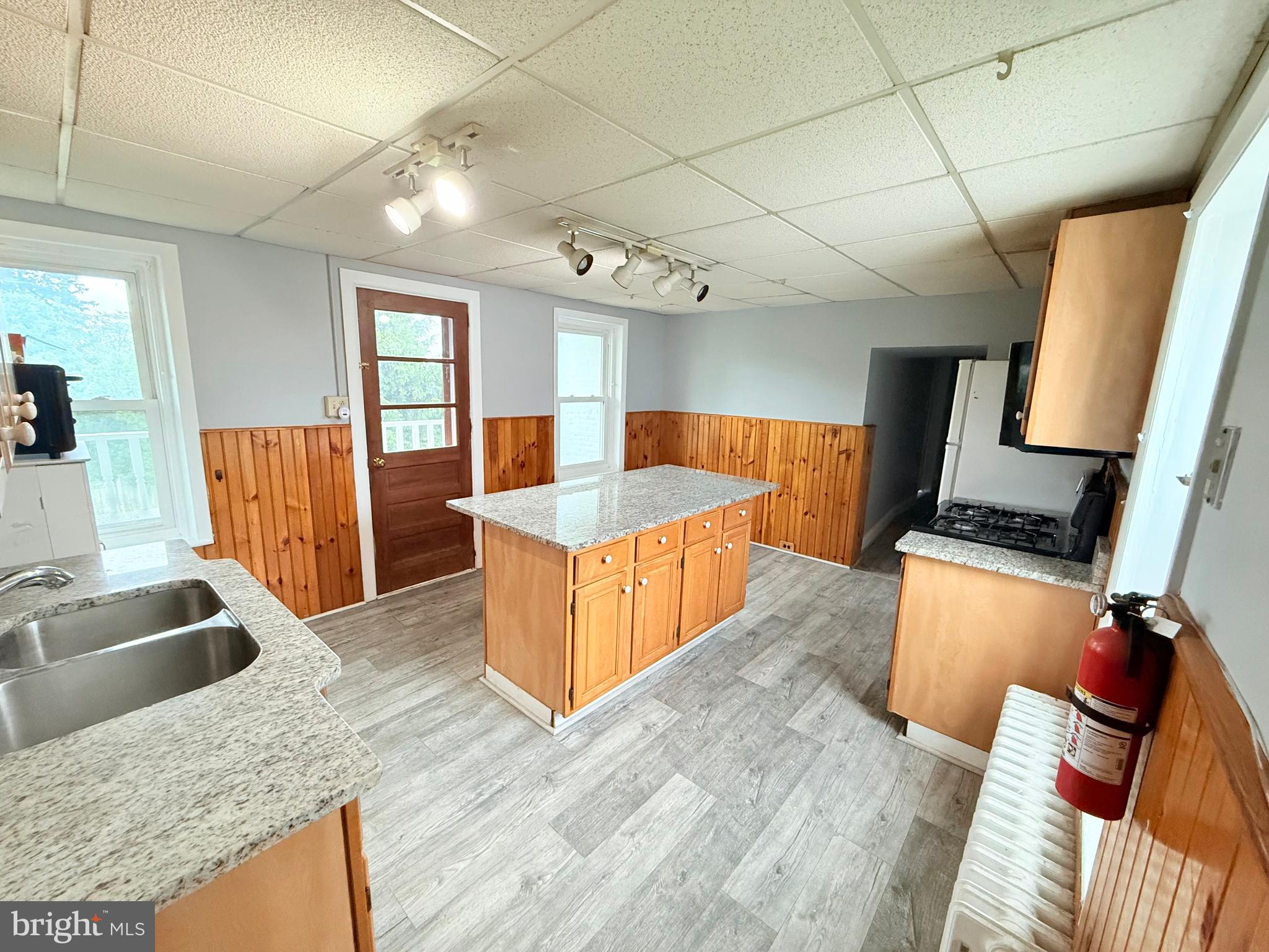 3527 Kutztown Road Laureldale, PA 19605 - Photo 12 of 29