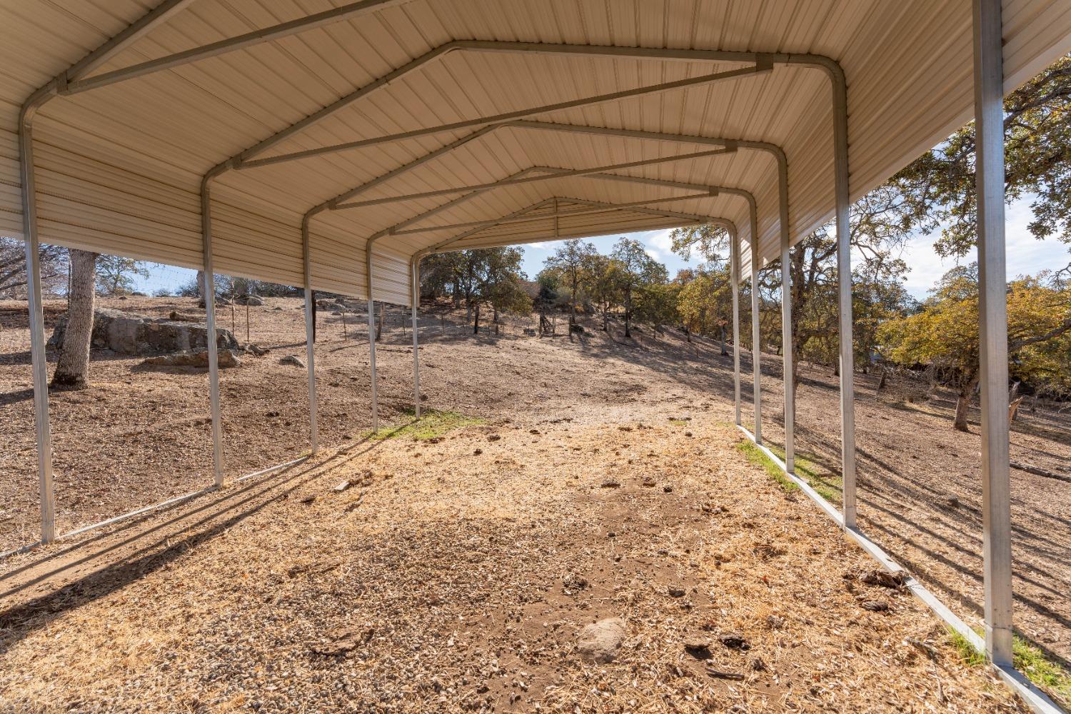 40778 Iris Road Squaw Valley, CA 93675 - Photo 23 of 44