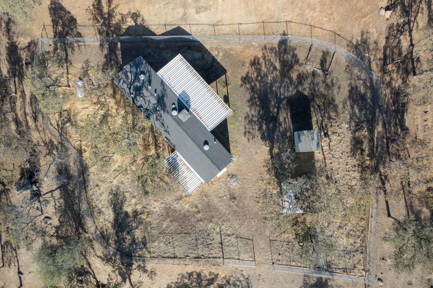 40778 Iris Road Squaw Valley, CA 93675 - Photo 34 of 44 a view of a yard